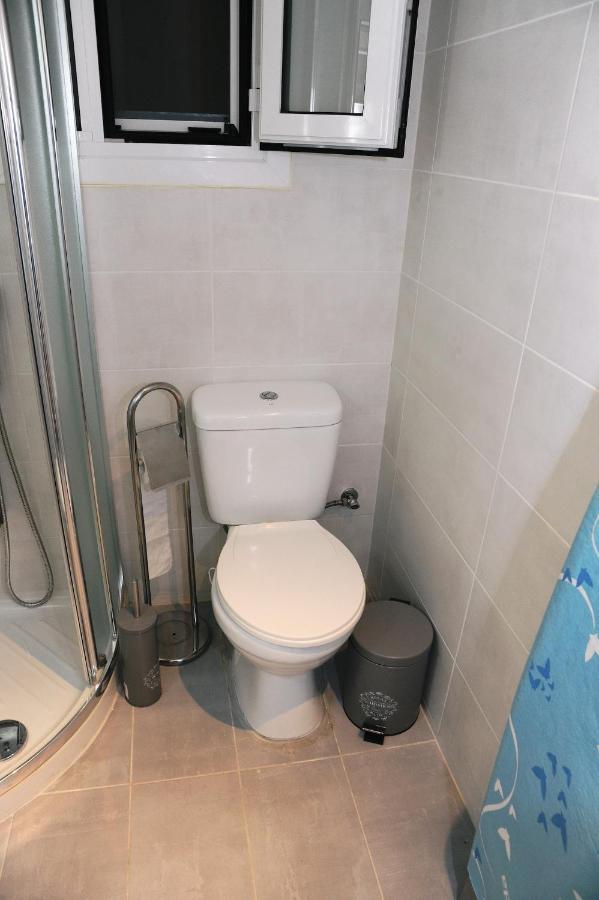 Freatida apartment Piraeus Bagian luar foto
