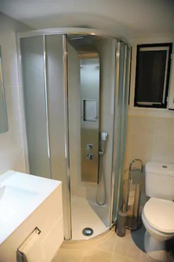 Freatida apartment Piraeus Bagian luar foto
