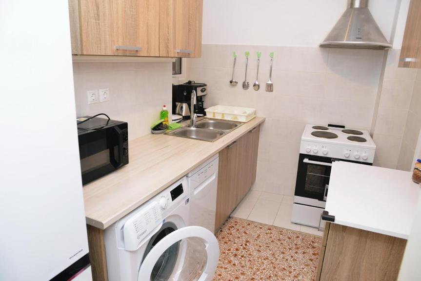 Freatida apartment Piraeus Bagian luar foto
