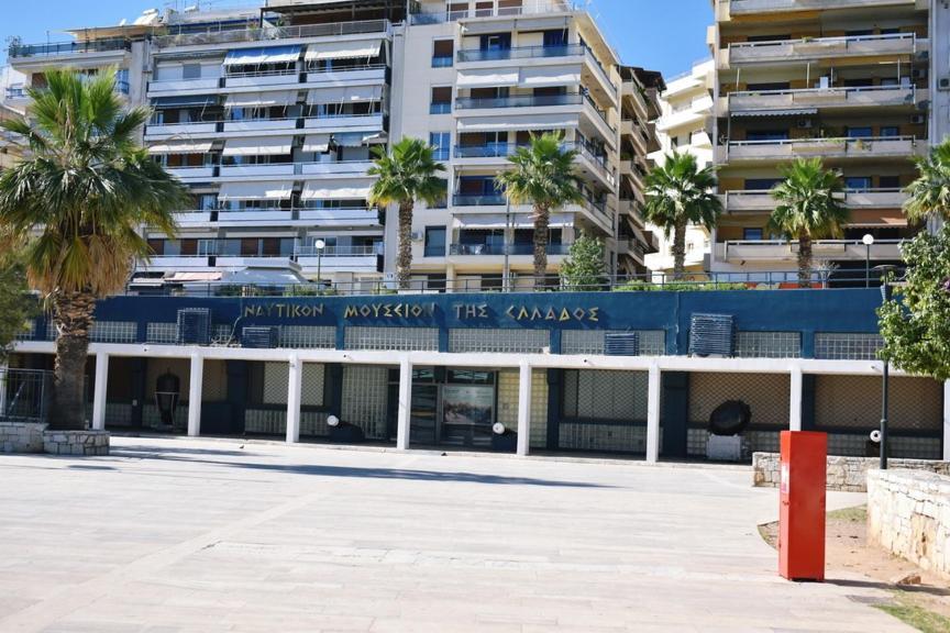 Freatida apartment Piraeus Bagian luar foto