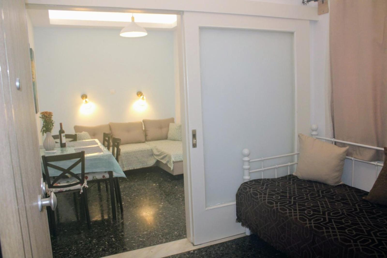 Freatida apartment Piraeus Bagian luar foto